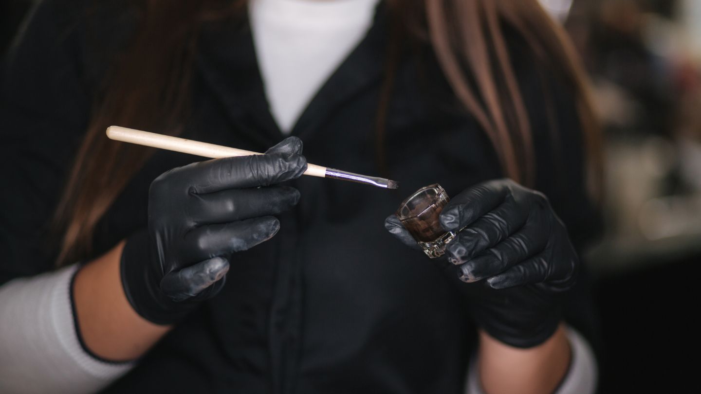 Henna neutra, una opción natural para tu pelo - %